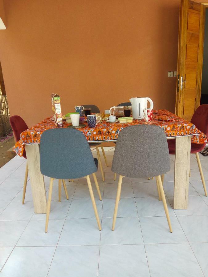Chez Coumba et Daniel Panzió Saly Portudal Kültér fotó